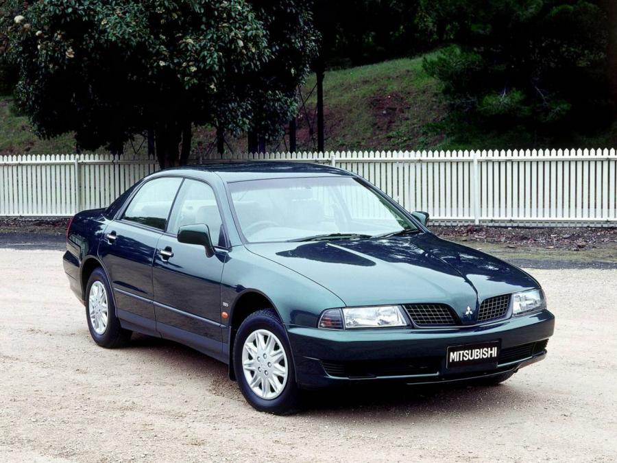  Mitsubishi Magna 2000 года  (фото 3 из 4)
